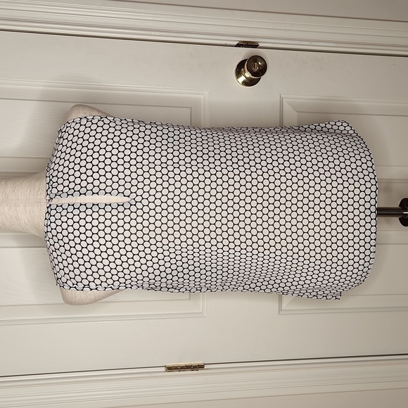 MICHAEL michael kors white black pleated top size S - Picture 6 of 11